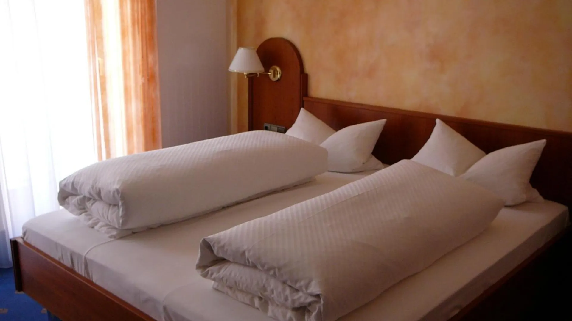 Landgasthof Hotel Scheubel Gremsdorf 3*,  Deutschland